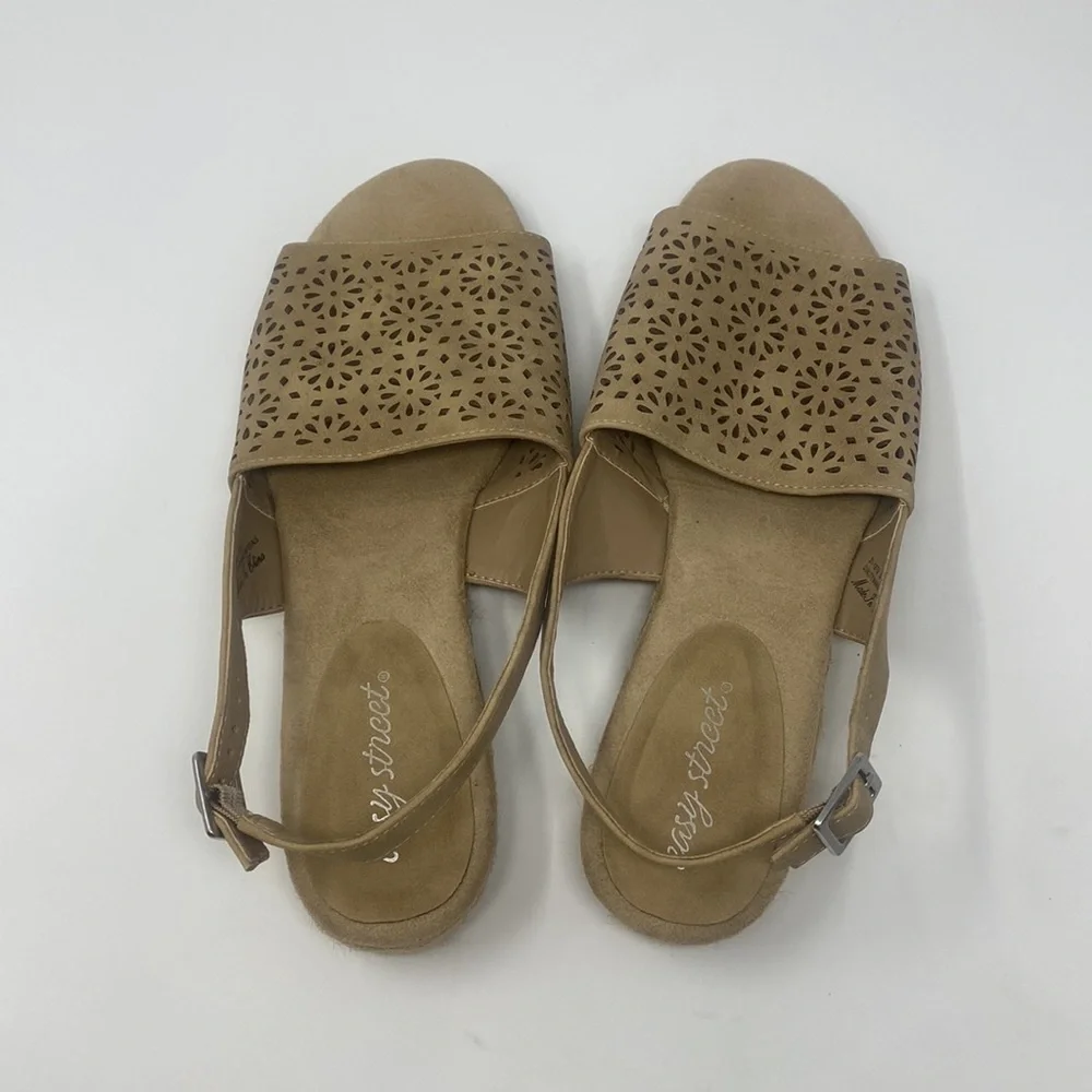 Easy Street Tan Faux Suede Cut Out Espadrille Sandal Size 9.5